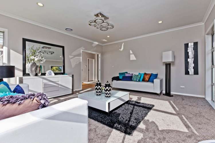61 Bernard Magnus Lane Greenhithe_9