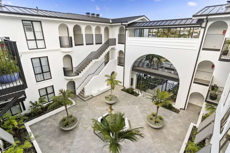 203/2 Tagalad Road Mission Bay_16