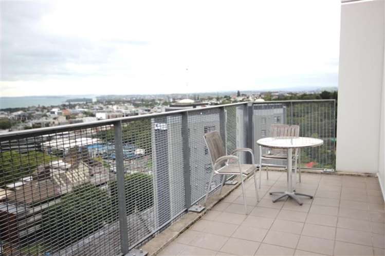 1502/37 Symonds Street Grafton_11