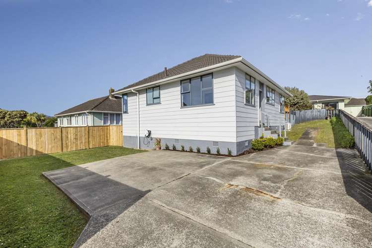 110 Main Road Titahi Bay_21