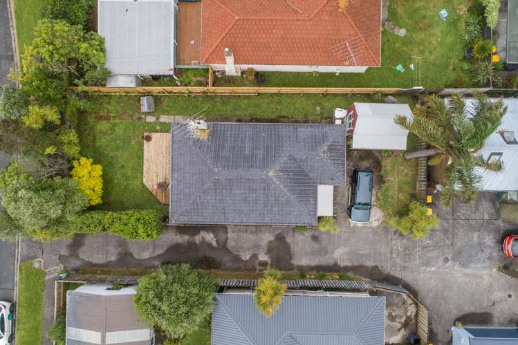 22 Glengarry Road Glen Eden_13