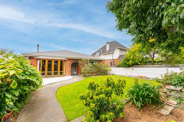 Timeless character with prime location