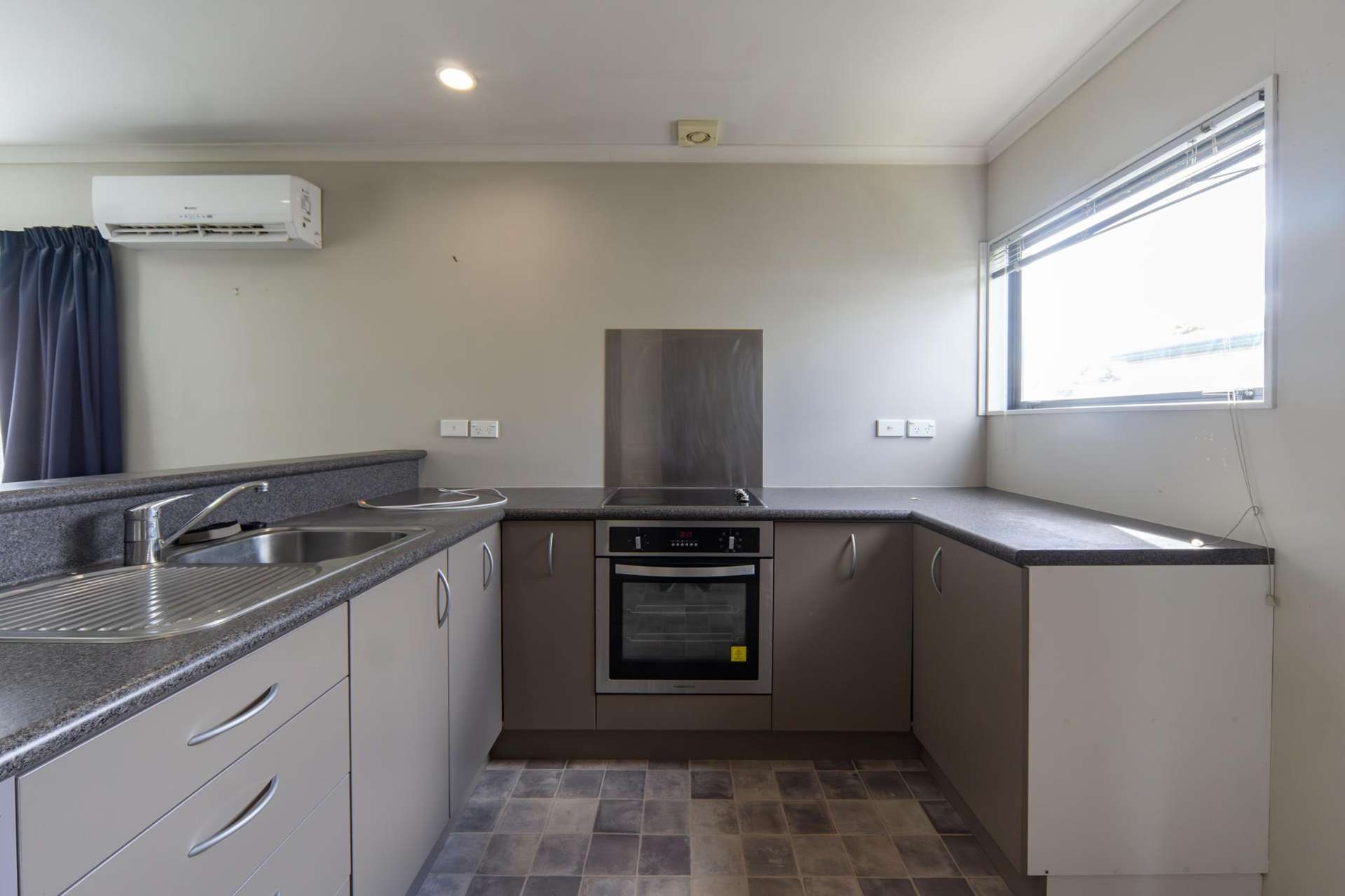 7A St Lukes Place Melville_0