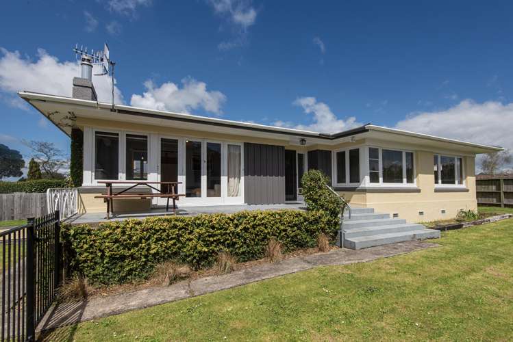 12 Kowhai Park Road Maunu_13