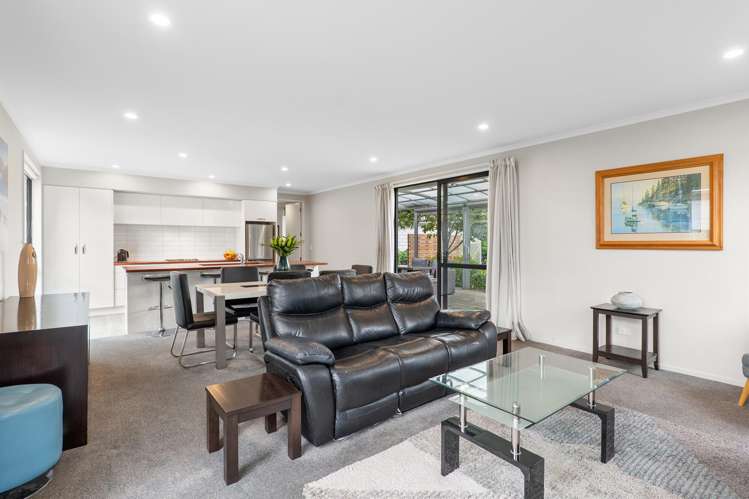 28 William Dawson Crescent Wigram_9