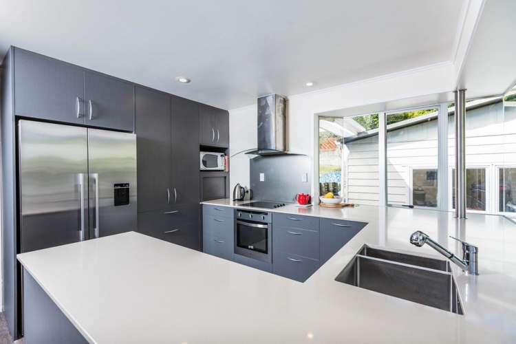 62 Lemnos Place Titirangi_7