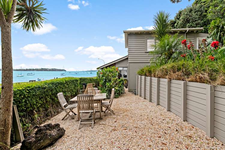 56 The Parade Bucklands Beach_19