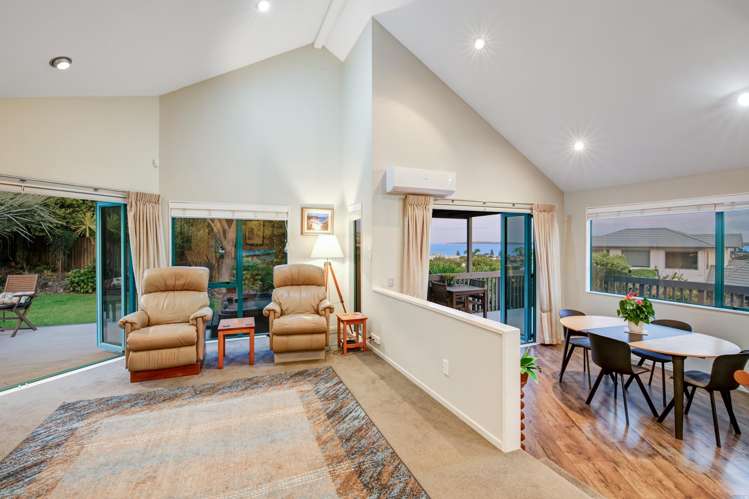 12 Ascot Way Orewa_10