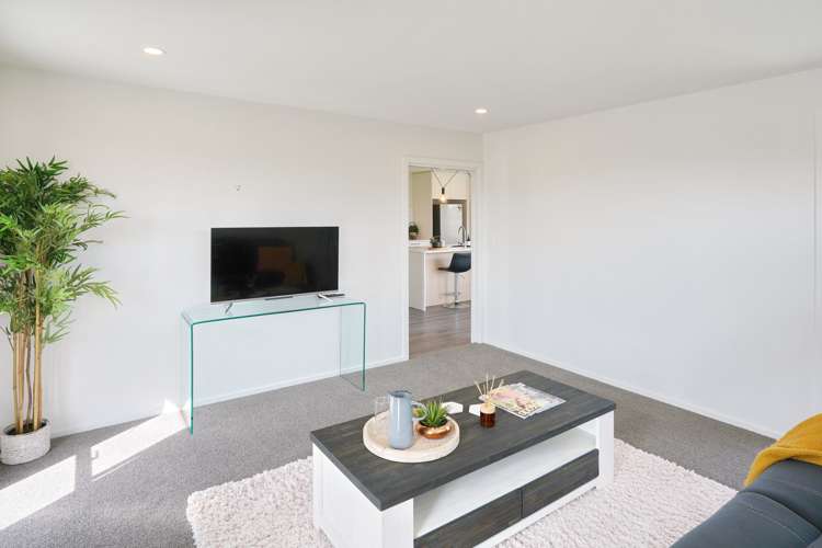 24 Florence Drive Lincoln_6