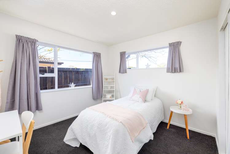 33 Sylvia Street Parklands_10