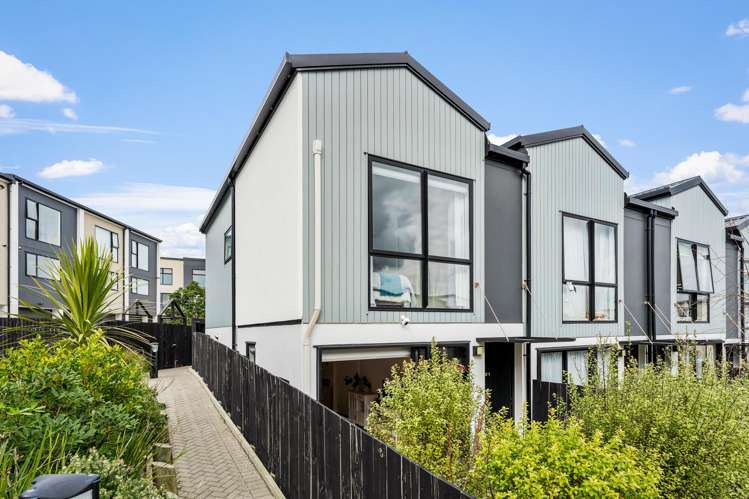 21 Hinonga Loop Millwater_12