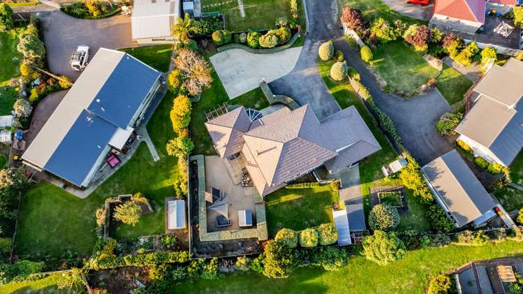 283 Glover Road Hawera_41