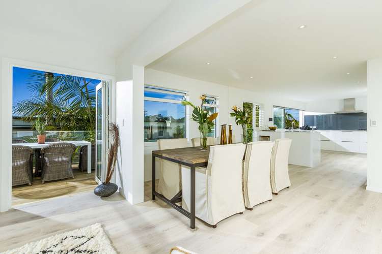 15 The Strand Takapuna_12