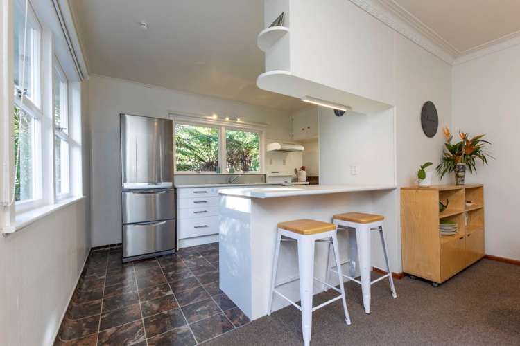 32 Waima Crescent Titirangi_7