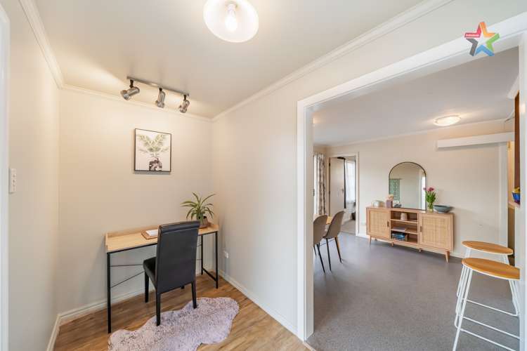 24 Golf Road Manor Park_5