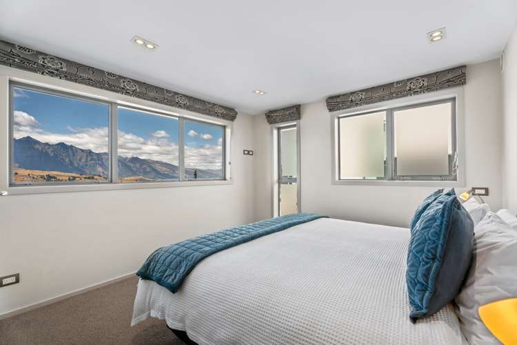 23 Olivers Place Queenstown_18