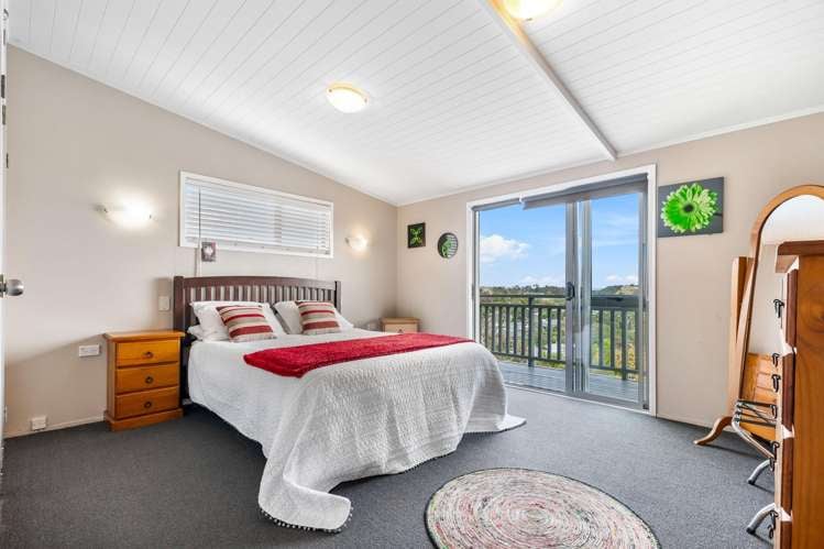 13 Marama Avenue Surfdale_5