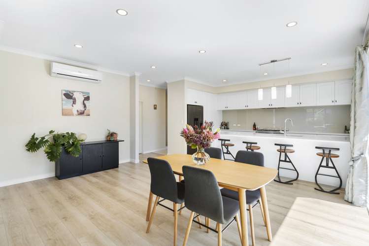 32 Colonial Drive Silverdale_8