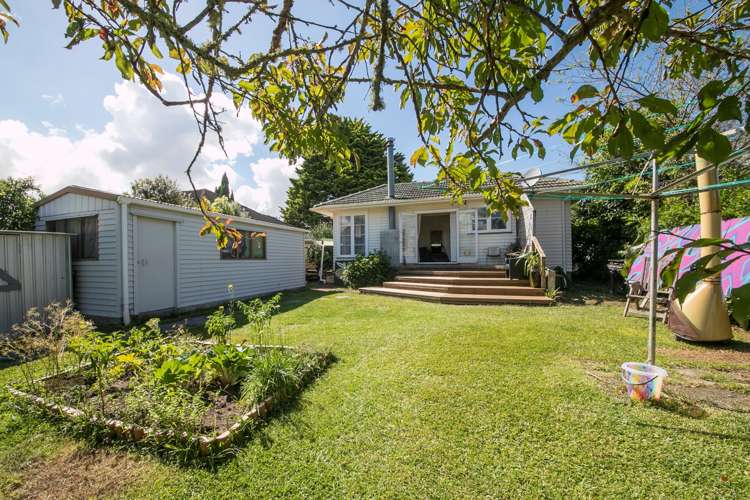 10 Queen Mary Avenue New Lynn_6
