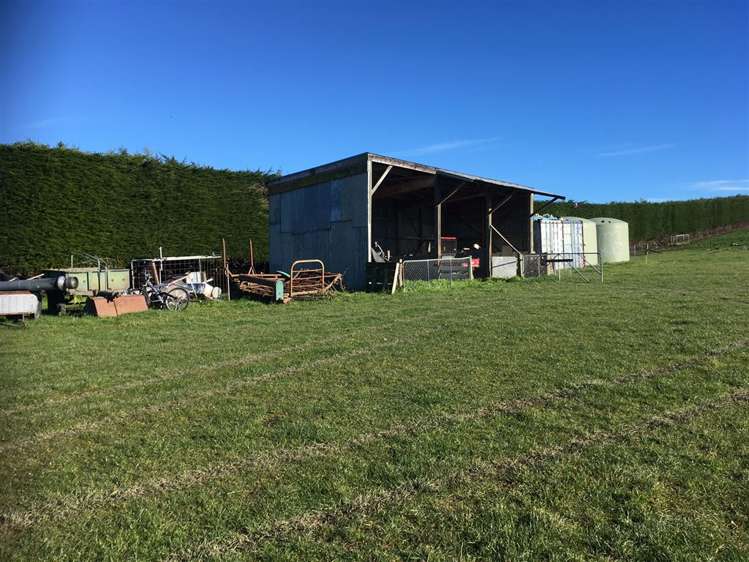 136 Rolling Ridges Road Levels Valley_17