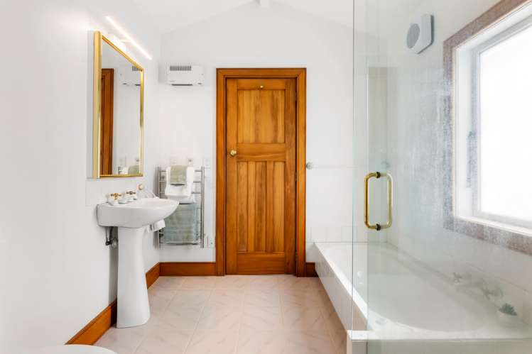 70 Homewood Avenue Karori_13