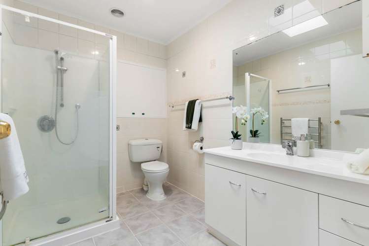 9 Ervine Place Bucklands Beach_21