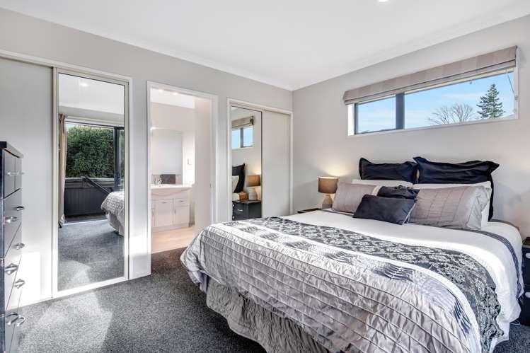 9 Stanwood Grove Darfield_10