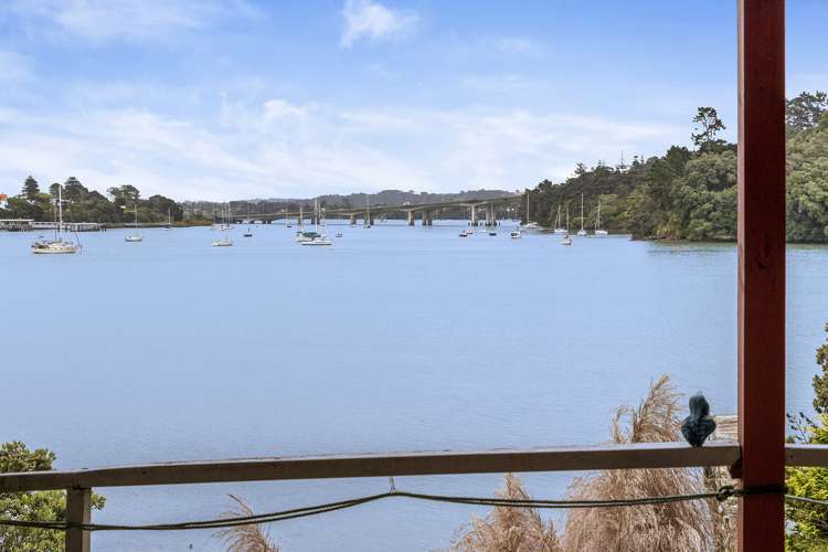 26 Rambler Crescent Beach Haven_13