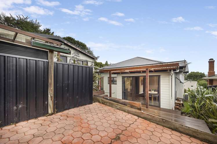 7 Dalkeith Street North East Valley_22