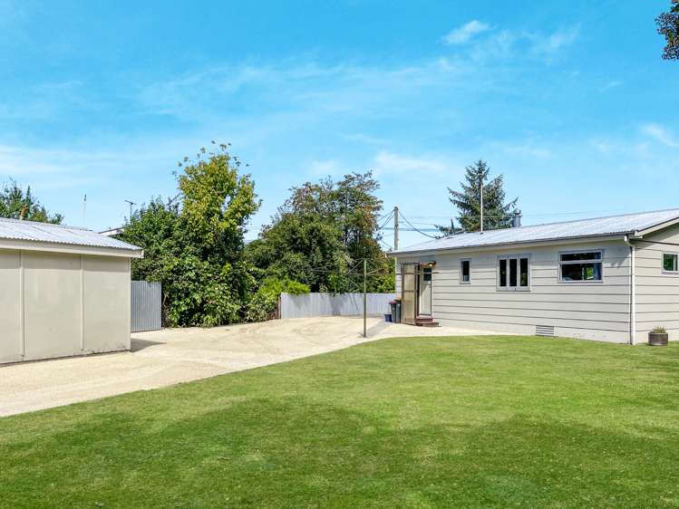 17 Maryburn Road Twizel_15