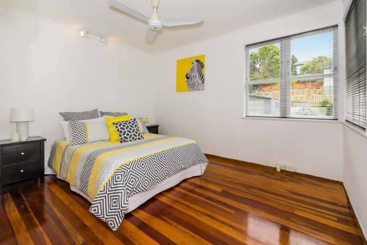 73 Vandeleur Avenue Birkdale_10