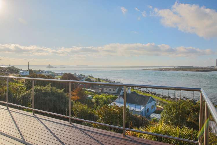 86 Marine Parade Bluff_36
