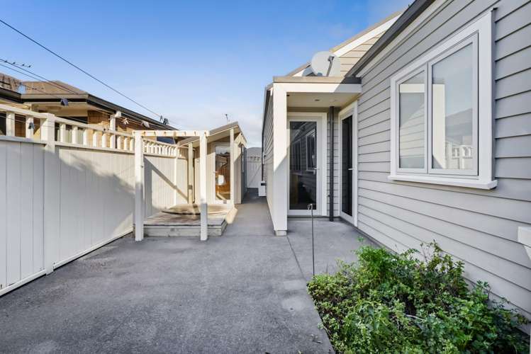1 Gleneagles Way Waiwhakaiho_40