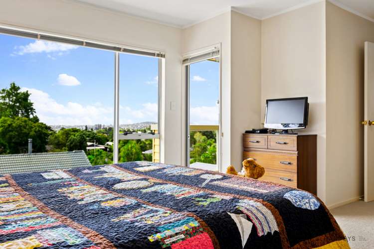 23 Lemnos Place Titirangi_11