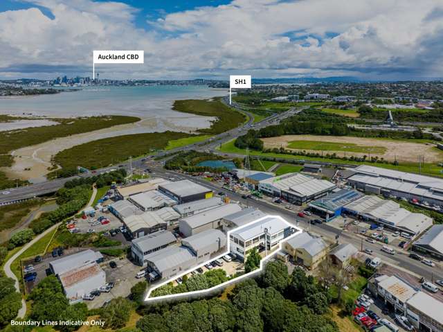 56 Barrys Point Road Takapuna_1