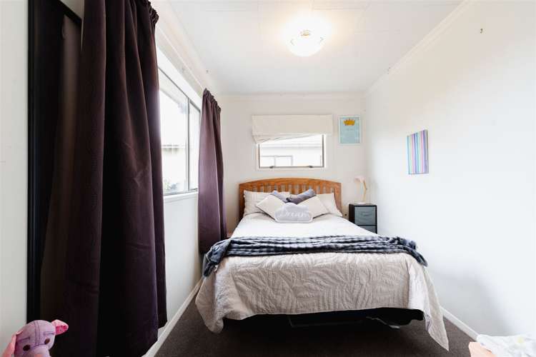 61 Tay Street Mosgiel_13