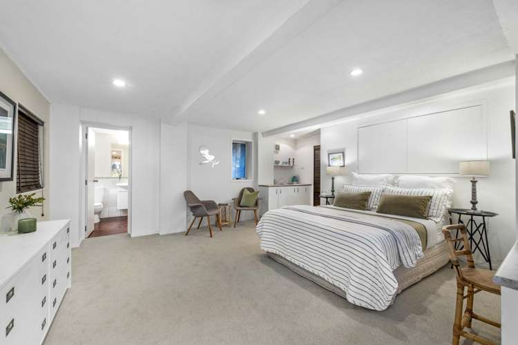 10 Hubert Henderson Place Remuera_12