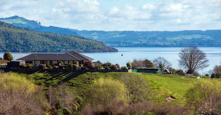 28 Glenroy Place Tikitere_1