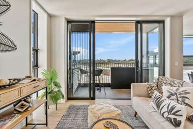 303/84C Te Oneroa Way_3