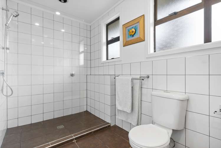 21 Sullivan Avenue Mangere Bridge_10