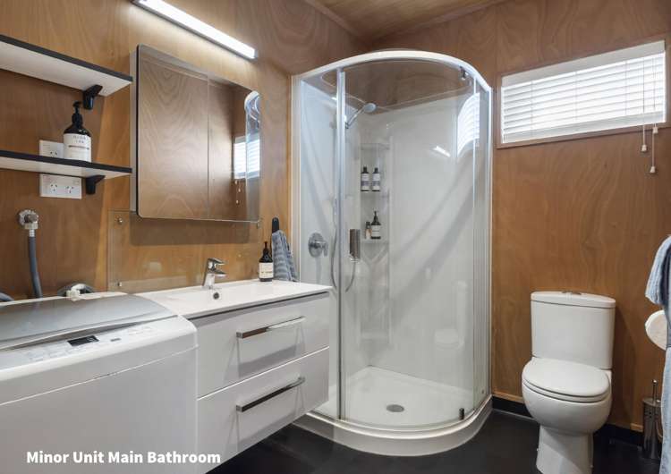 127 Oaktree Avenue Browns Bay_24