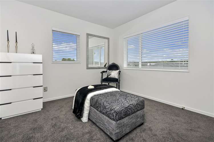 22 Riverhead Point Drive Riverhead_15