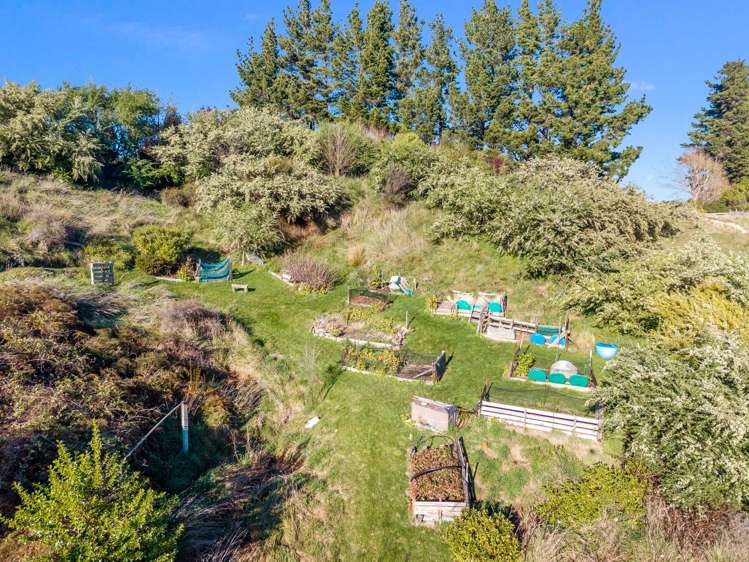 660 Cathedral Road Domett_22