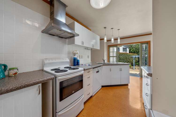 9 Roskill Way Three Kings_5