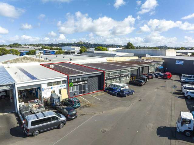 15/10 Olive Road Penrose_1