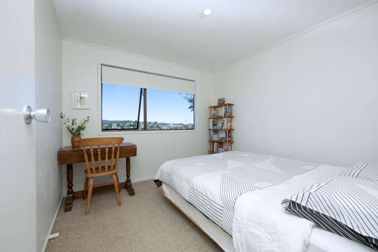 91 Solar Road Glen Eden_9
