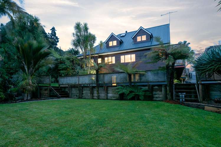 45 Uxbridge Road Mellons Bay_1