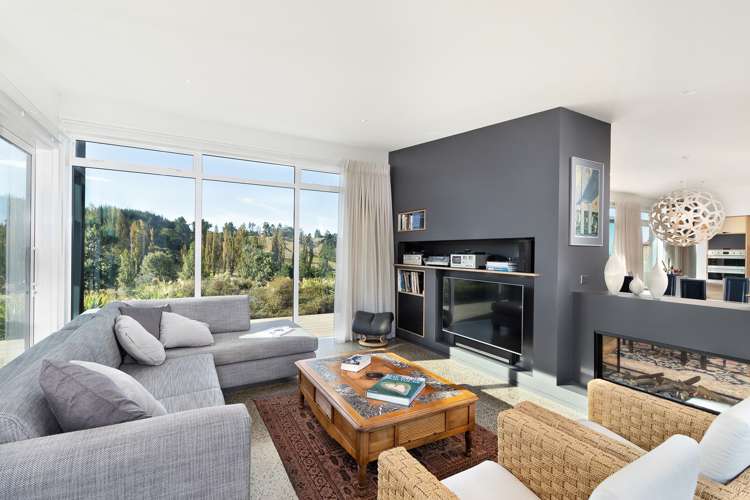 9 Eban Road Redwood Valley_10