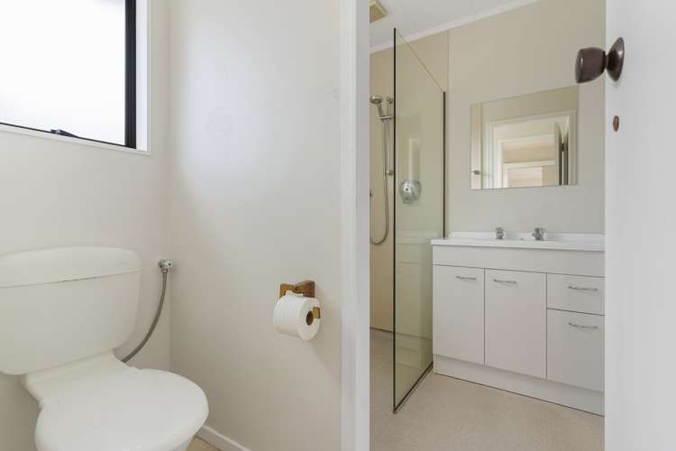 110a Waverley Place Whangamata_14