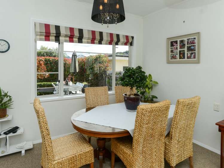 37 Harpham Street Taradale_11